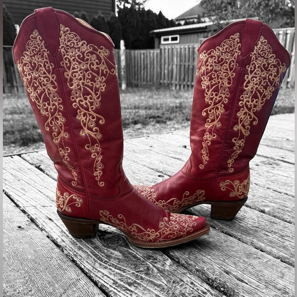 Corral Vintage Beautiful Scarlet Red Women’s Cowboy Boots - Picture 4 of 7